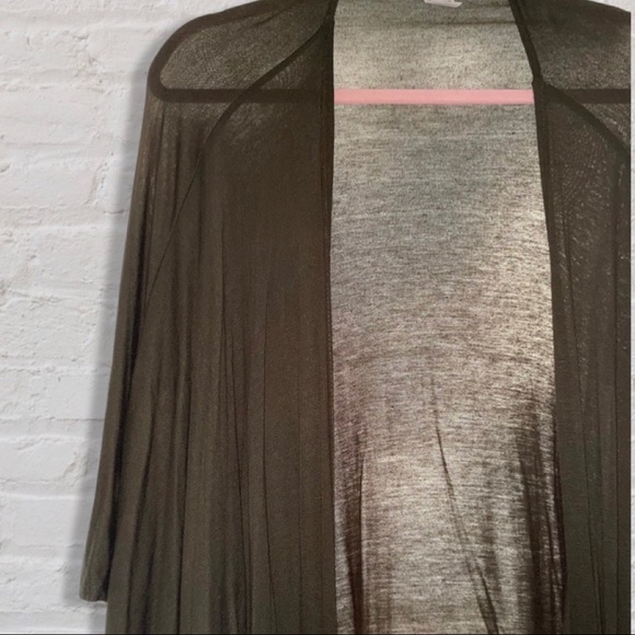 KIMONO - Picture 2 of 6